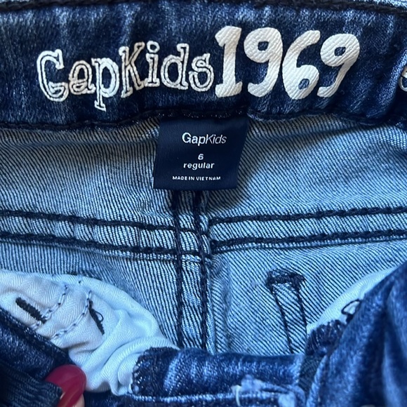 Two size 6 girls pants - Picture 2 of 6